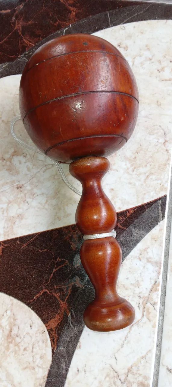 Bilboquê Brinquedo - RAIZ EM MADEIRA - Foto 2