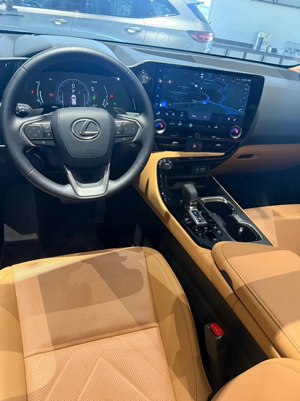 Lexus NX-450h+ AWD 2.5 16V Aut. (Híbrido), foto 9 de 19