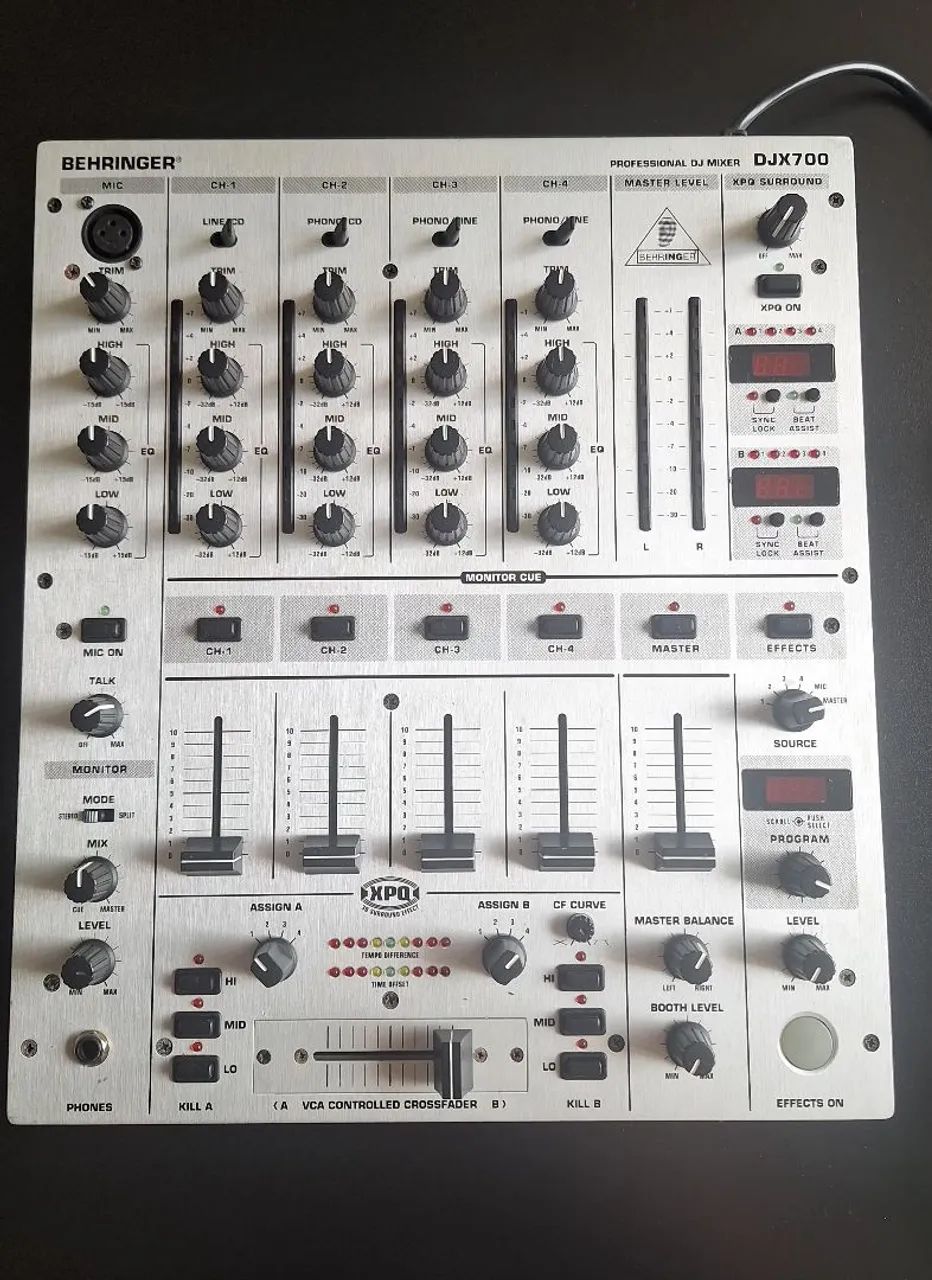 Mixer Behringer DJX700 Profissional - Funcionando Perfeitamente