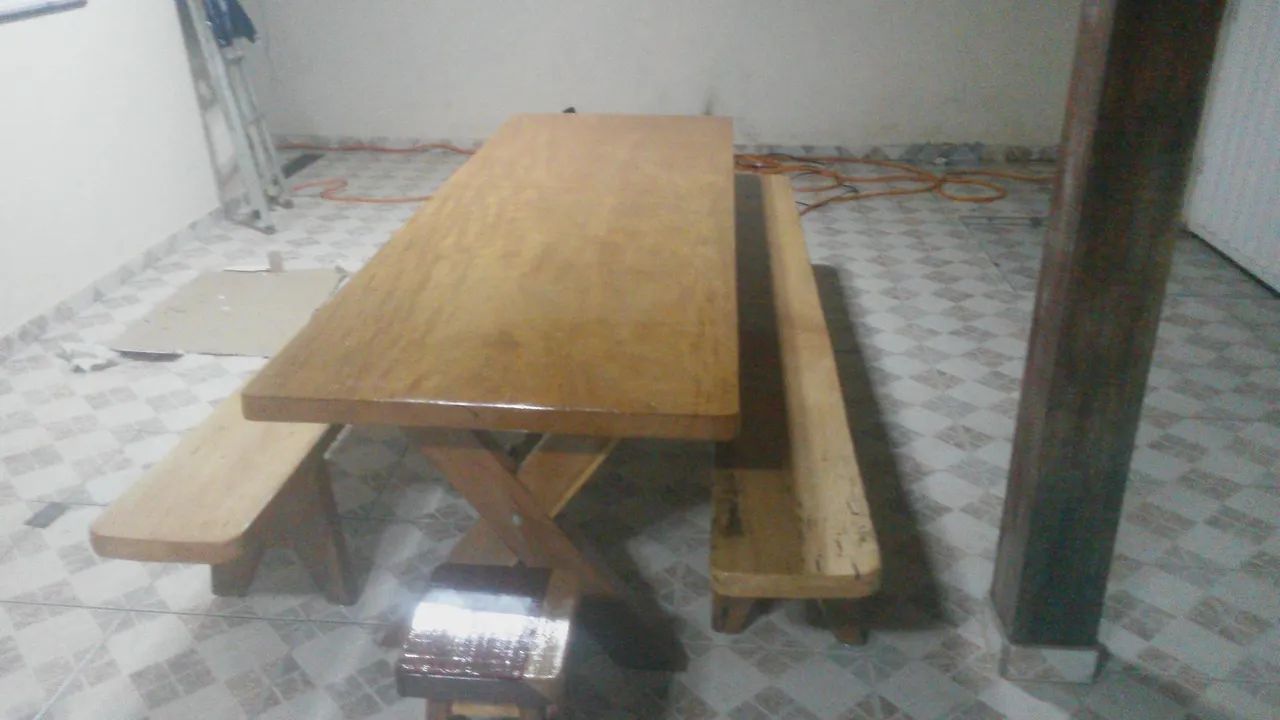 Mesa rústica 