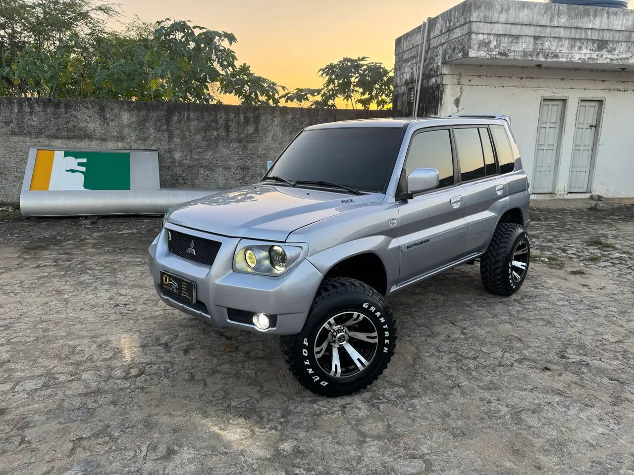 Mitsubishi Pajero 2008