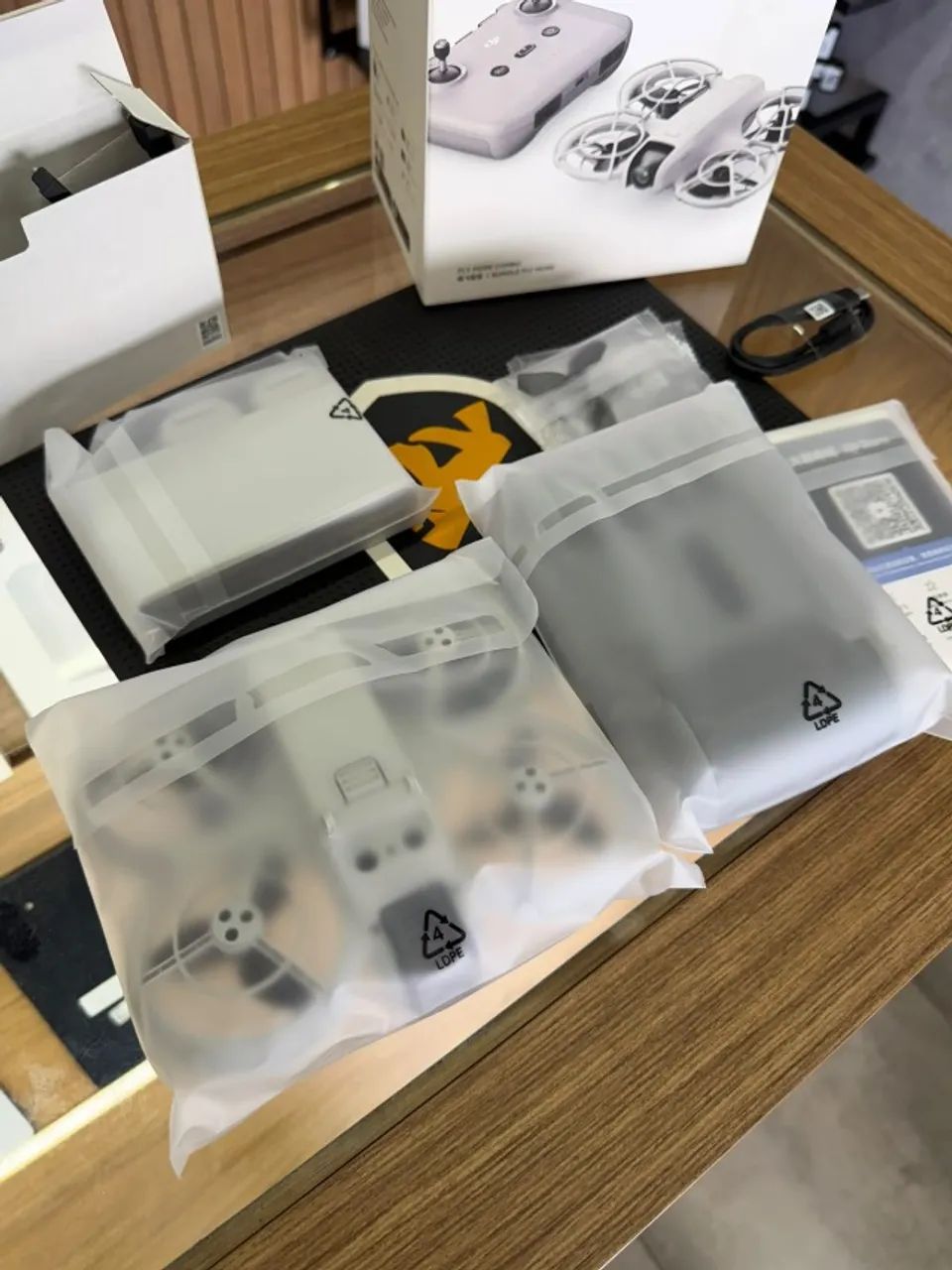 Drone Dji Neo Fly more combo Lacrado - Foto 3