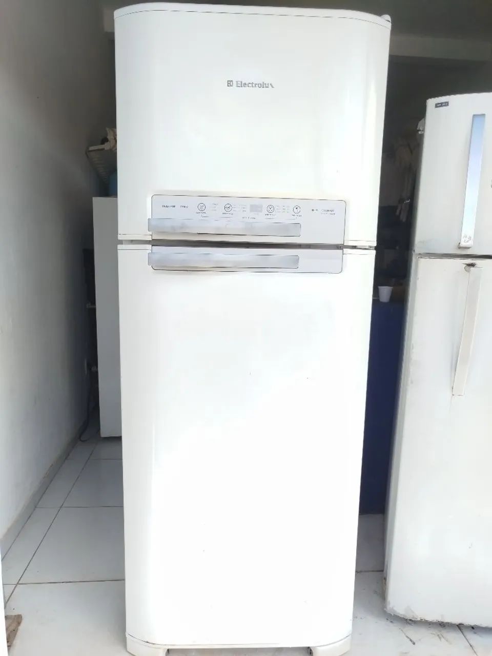 Vendo geladeira electolux - Foto 4