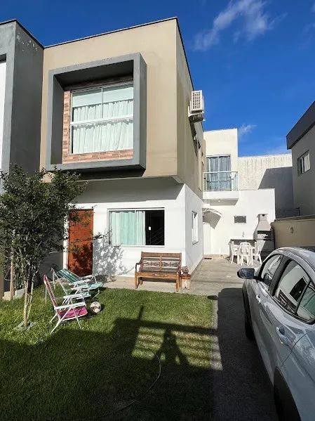 Casa 4 dormitórios 1500m da praia Campeche - Foto 2