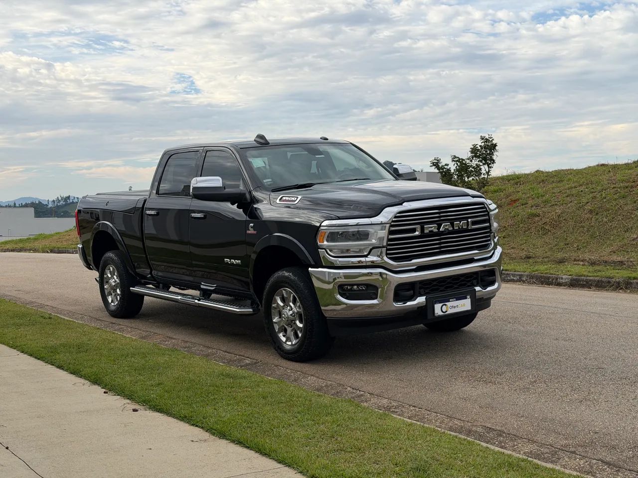 Ram 3500 3500 LARAMIE 6.7 TB CD 4x4 Diesel 2022