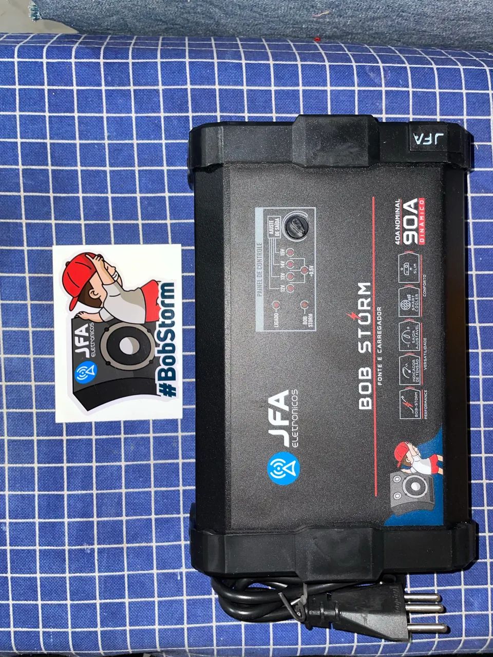 Fonte Bob Storm 90A