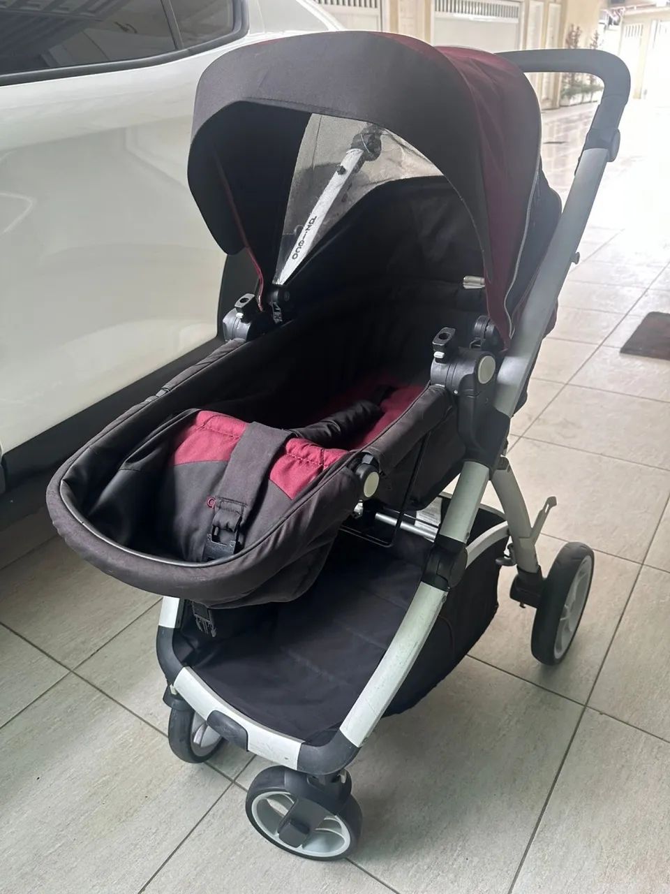 Carrinho de bebê e cadeirinha  - Foto 5
