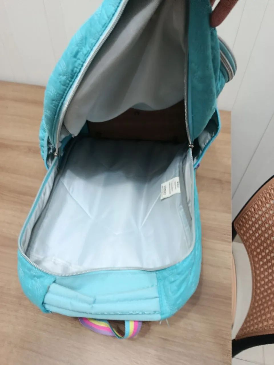 Mochila de costas e rodinha - Foto 4