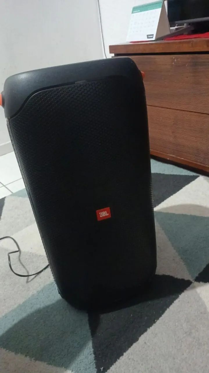 Venda em perfeito estado de uso caixa original da JBL .aceito proposta  - Foto 4