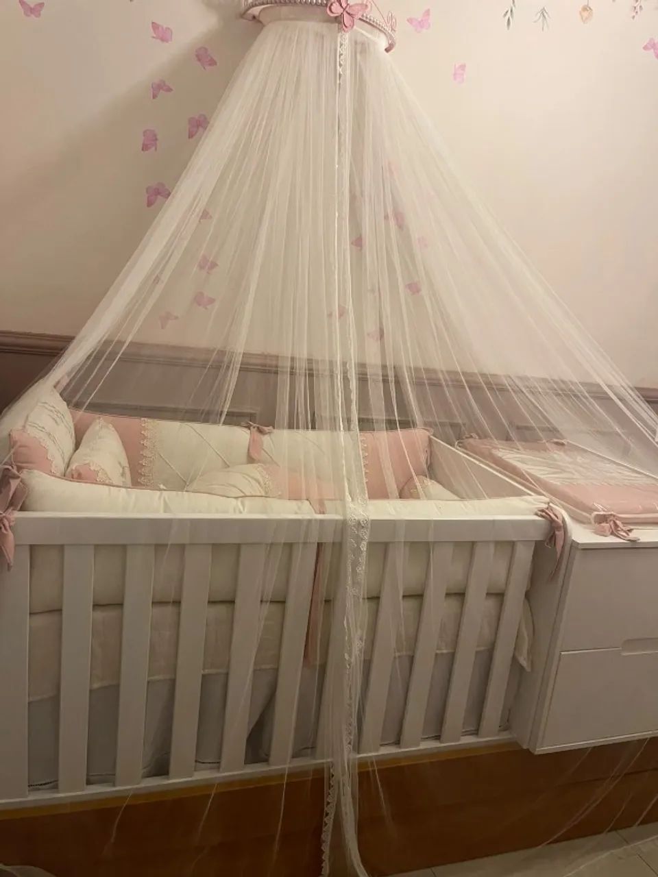 Berço com cômoda e cama auxiliar/ 3 em 1 - Foto 4