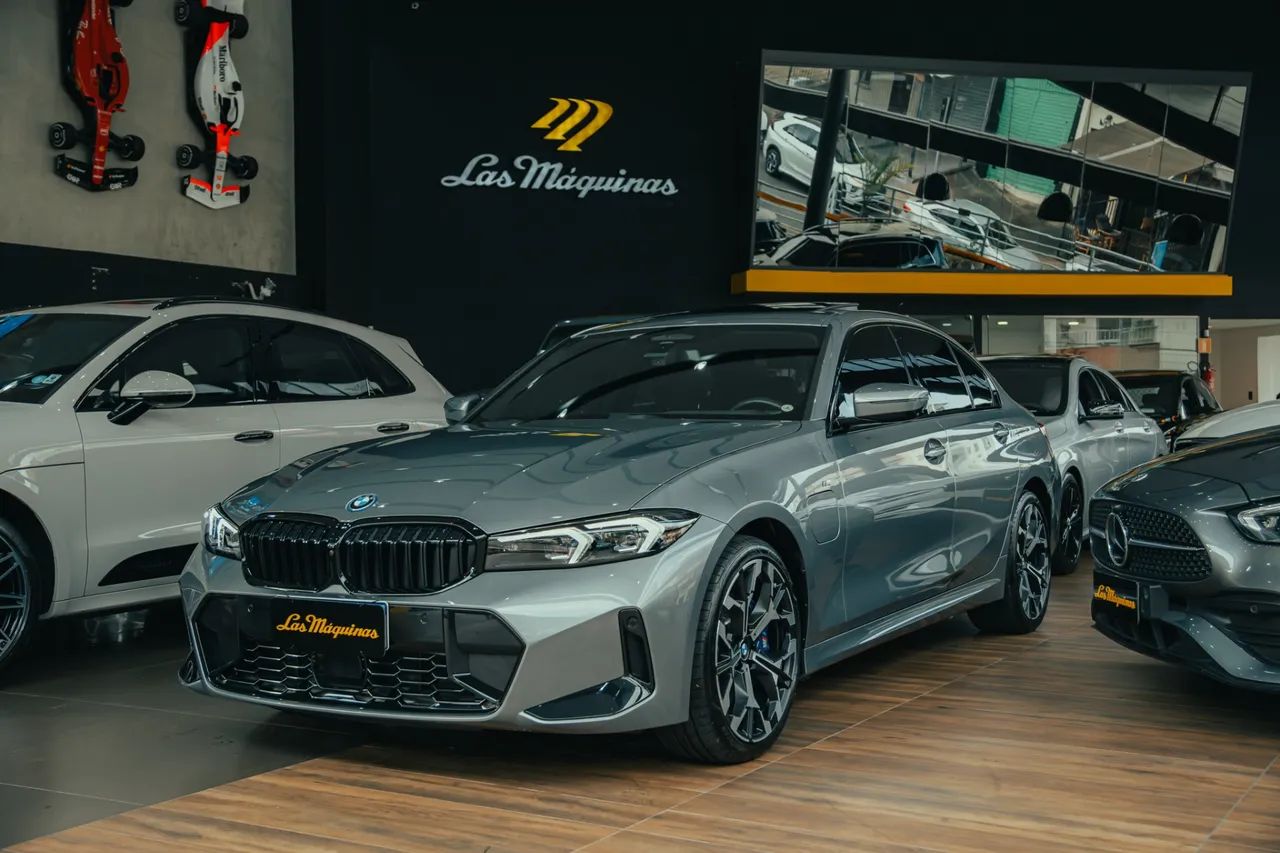 BMW 330E M Sport 2.0 Turbo Híbrido AU 2025