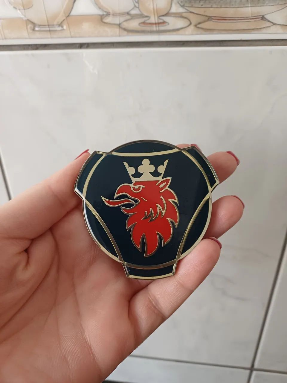 Caneca e abridor de garrafa - Scania - Foto 3