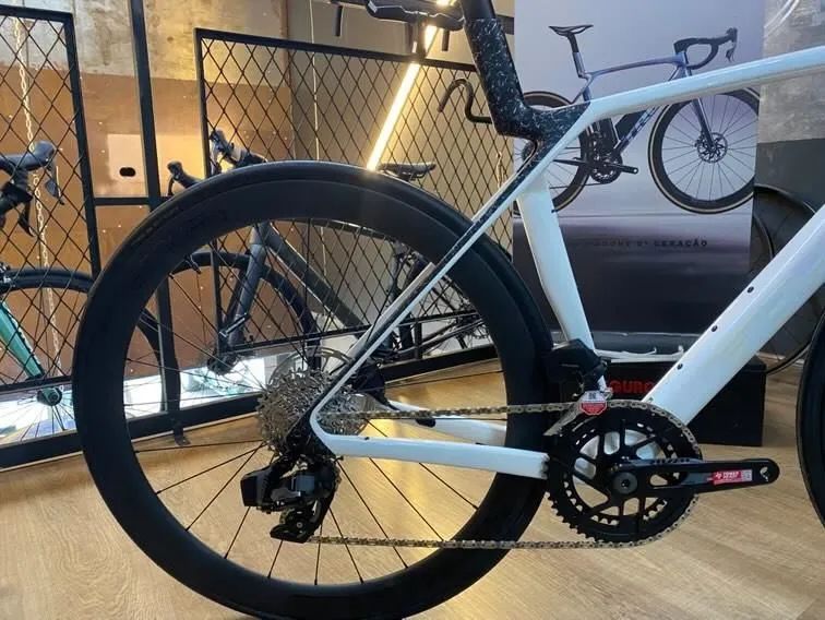 Madone SL 6 AXS Tam S "Na caixa" - Foto 4