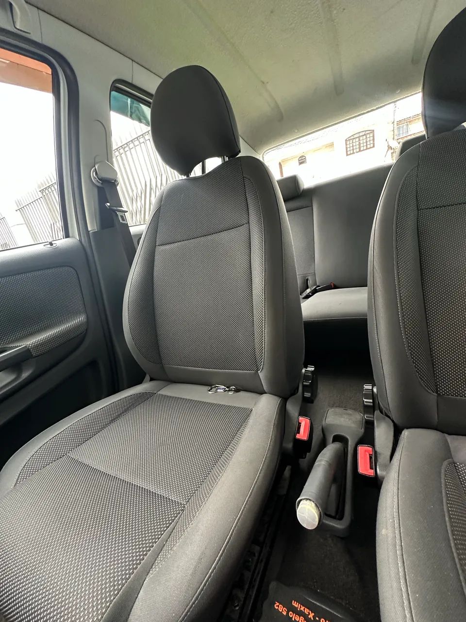 Volkswagen Fox 1.0 MI Total Flex 8V 3P 2011 - Foto 10