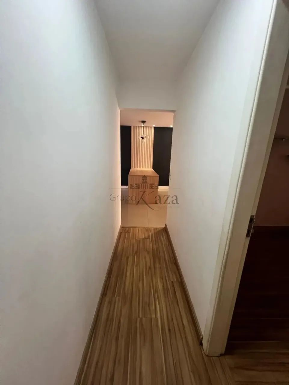 Oportunidade - Apartamento - Vila Betânia - Edifício Firenze - 2 Dormitórios - 75m². - Foto 9