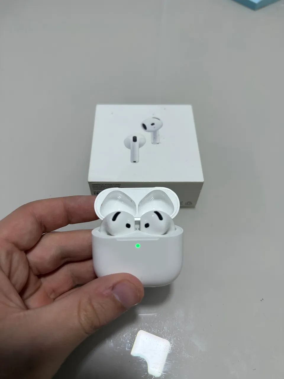 Apple AirPods 4 Com Cancelamento Ativo de Ruído (ANC) - Impecável! - Foto 3