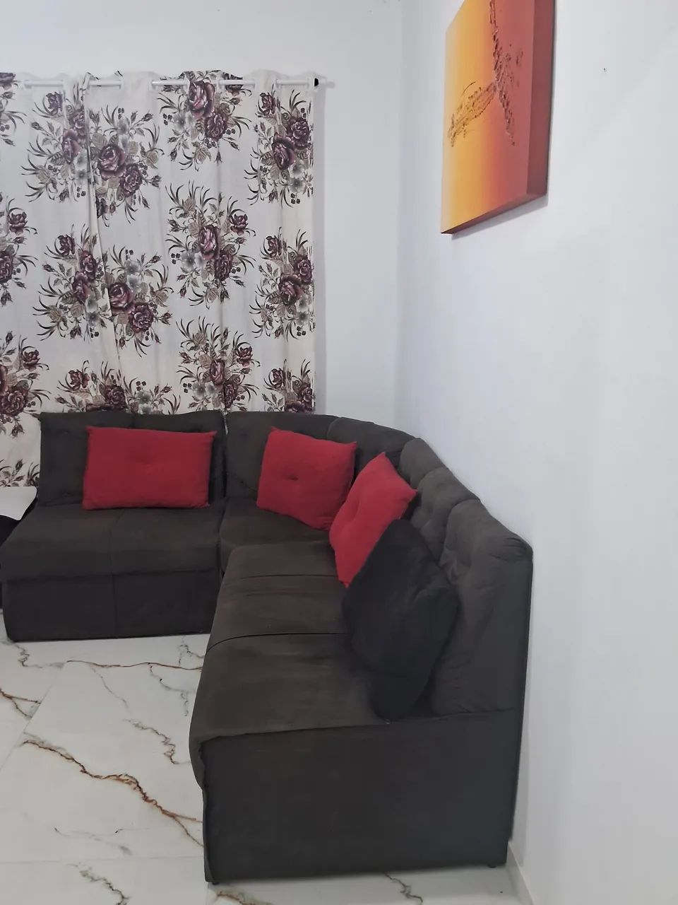 Vendo sofá de canto marrom .1.90 por 1.50.
