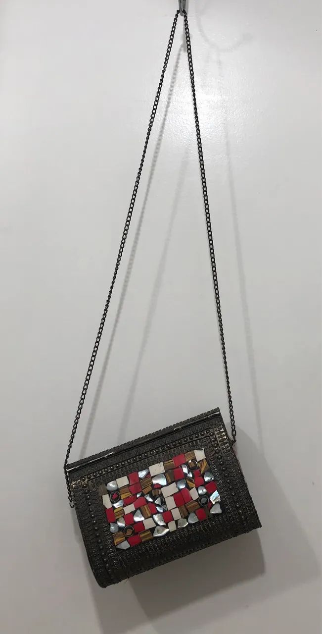 Bolsa vintage com pedraria NUNCA FOI USADA - Foto 5