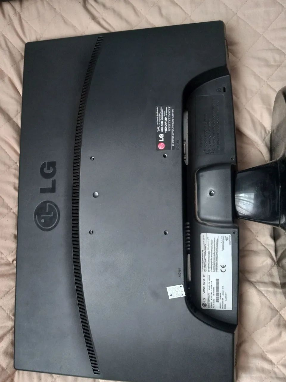 Monitor LG 22 polegadas 60hz full hd  - Foto 2