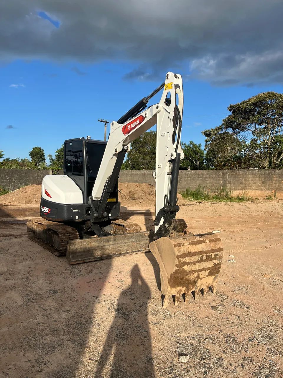 Mini escavadeira e55 - Foto 3