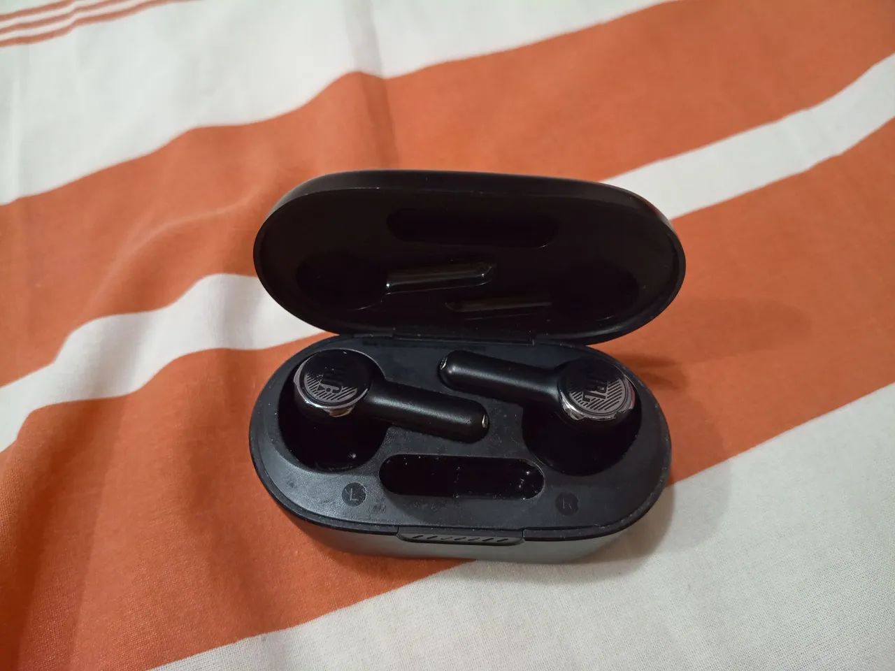 FONE DE OUVIDO BLUETOOTH 