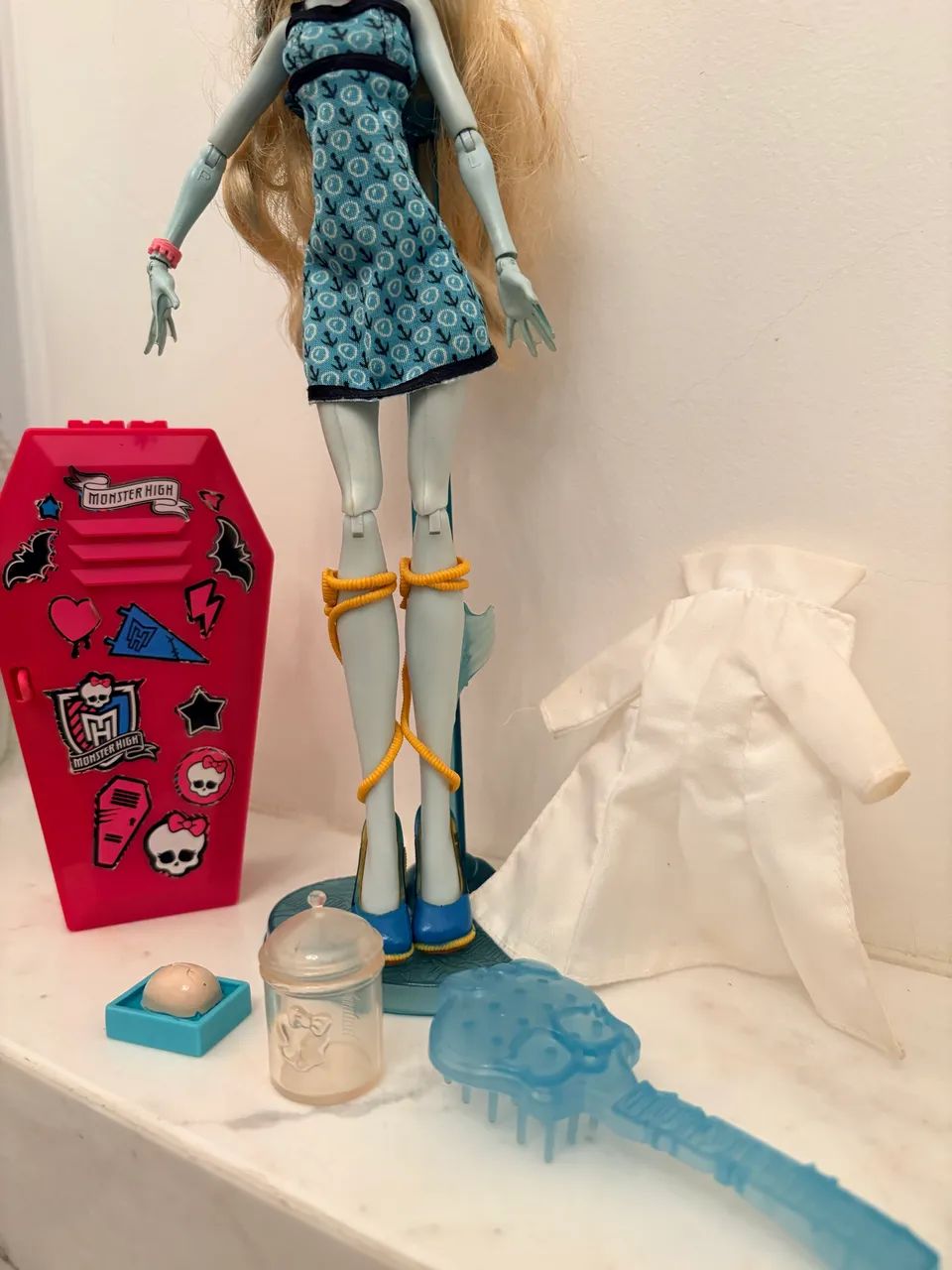 Monster High Lagoona Blue Classroom Mad Science G1 Com Armário E Acessórios - Foto 5