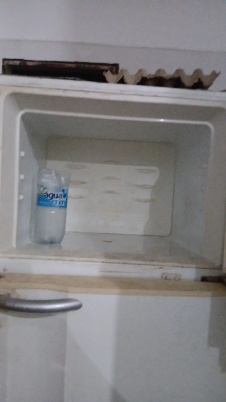 Geladeira com defeito  - Foto 2
