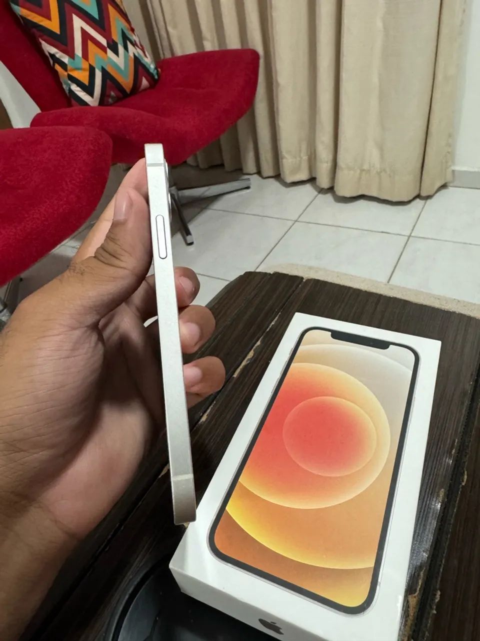 iPhone 12 64 gigas branco  - Foto 5