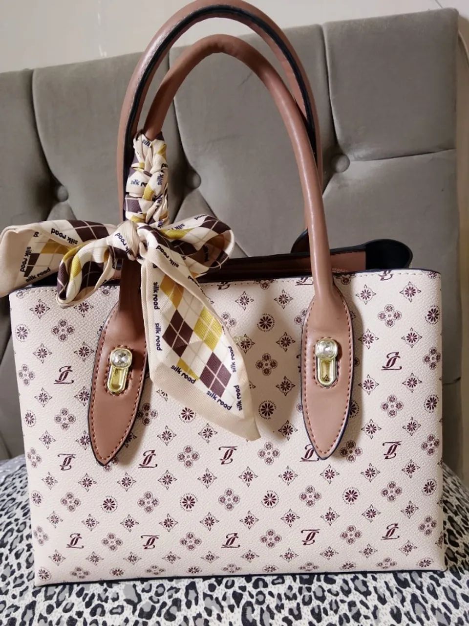 Bolsa Nova 