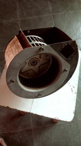 Motor Vent. ar cond. Volvo EDC vendo/troco - Foto 3