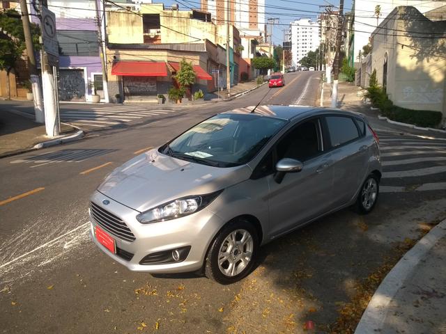 Ford New Fiesta 1.6 Flex completo automático 2016 - Foto 2
