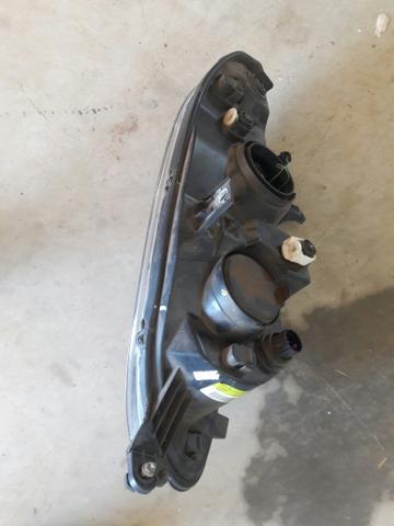 Farol Fiat Palio Sporting lado dir original - Foto 2