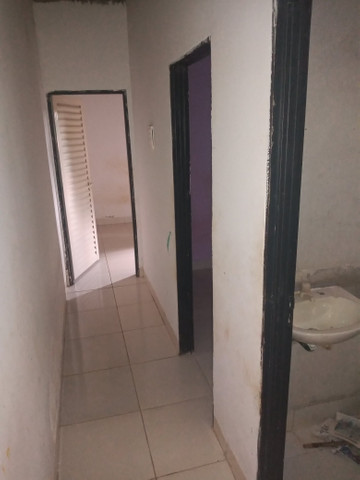 Vendo lote com 3 casas + sala comercial - Foto 4