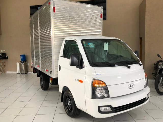 HYUNDAI HR 2.5 BAÚ CARGA SECA