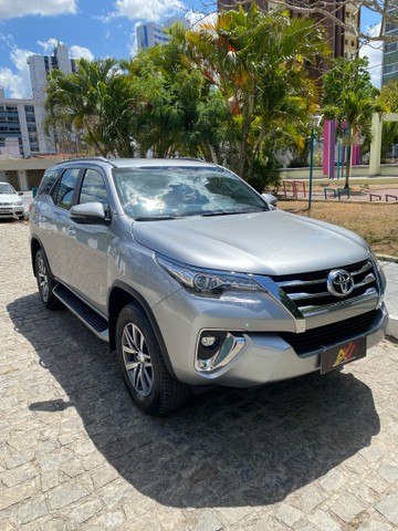 Hilux sw4 2019