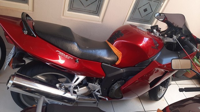 CBR 1100 SUPER CONSERVADA E RARIDADE