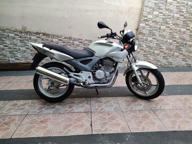 HONDA CBX 250 TWISTER 2005