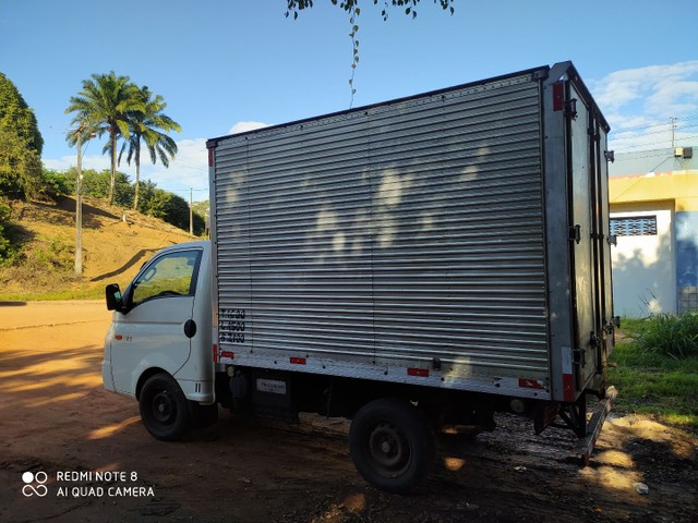 VENDA DE UM CAMINHÃO HR ANO 2014