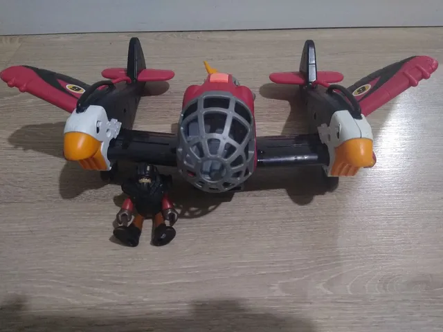 Brinquedo Avião Águia - Voando Alto e Acelerando a Imaginação