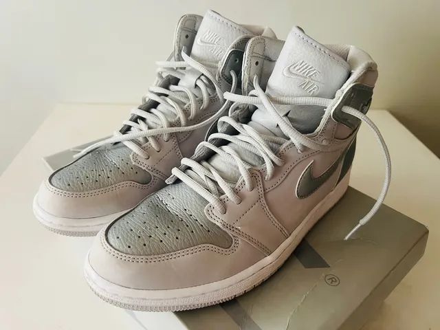 Nike store silver 42