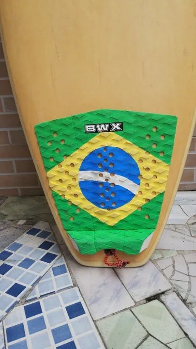 Prancha PowerLight 5'11 Modelo FD com quilhas Kinetic Racing - Foto 5