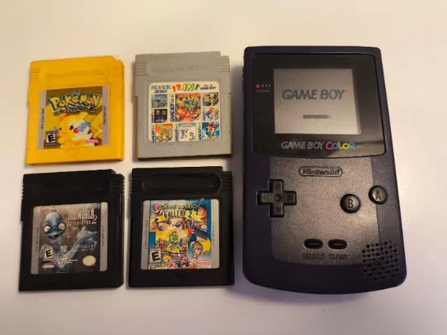 Nintendo Game Boy Color+ Pokémon Yellow
