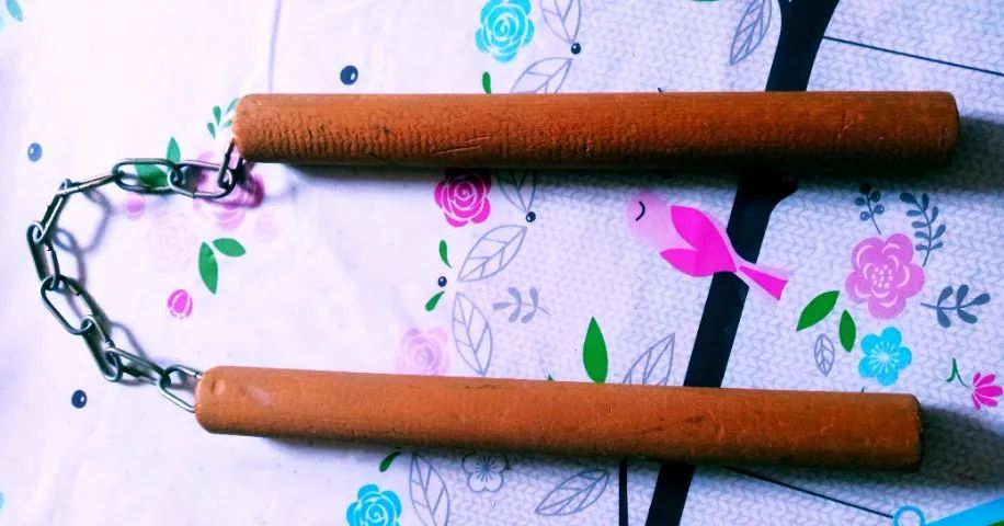Nunchaku Simples Karatê Kung-fu Madeira Corrente Ninjútsu - Seminovo - Foto 2