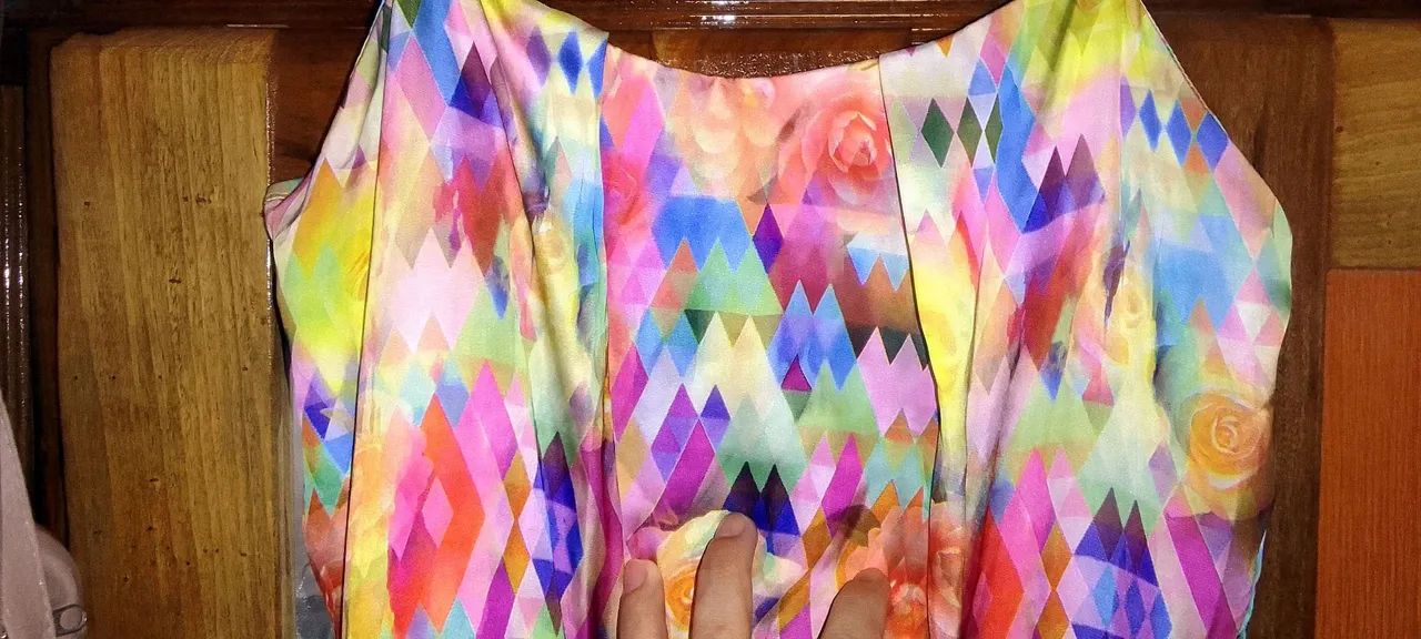 Vestido estampado colorido - Foto 2