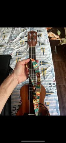 Ukulele Tagima Eletrificado