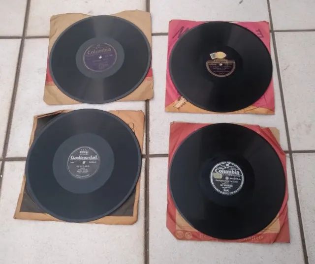 Lote com 4 discos antigos 78 rotacoes - baquelite - Foto 2