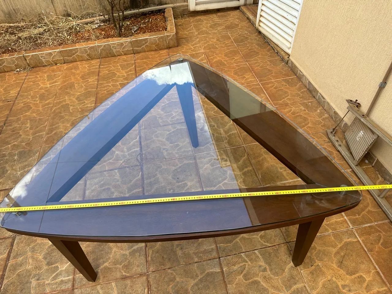 Mesa de Jantar Triangular em Madeira Maciça - Foto 3