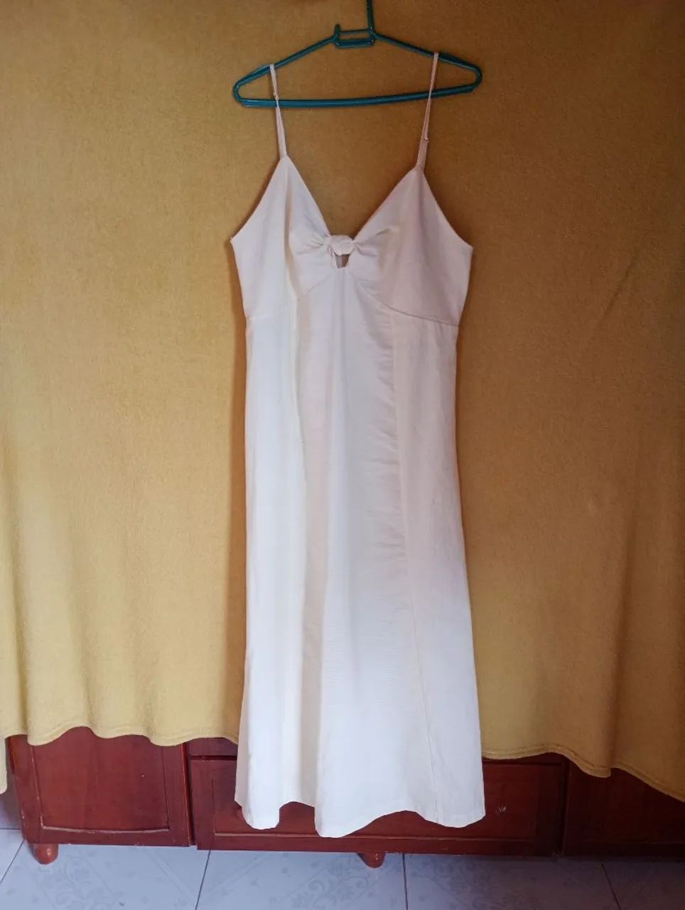 Vestido Longo amarelo com branco  com Laço