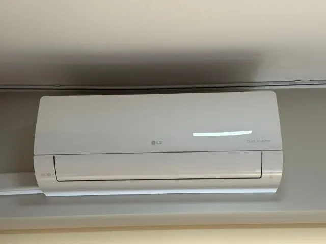 Central de ar-condicionado LG dual interverter S3UQ09AAQAL 9000 BTUS