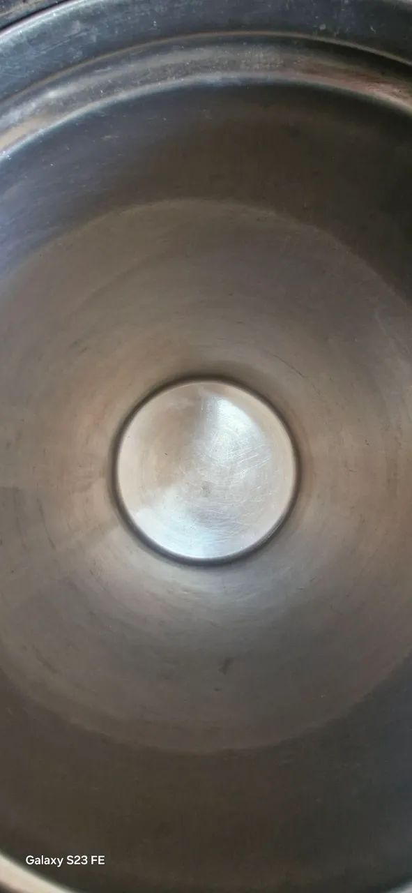  Termocontêiner inox (leia)conservadores 70  litros  - Foto 2